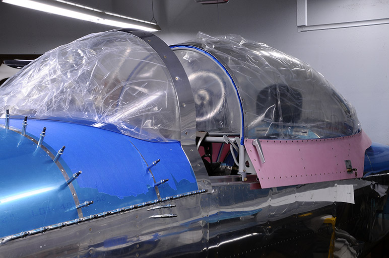 2009.11.21_-_RV-8_-_Windscreen_Drilling_&_Rear_Metal_Fairing_Fabrication_(26).jpg