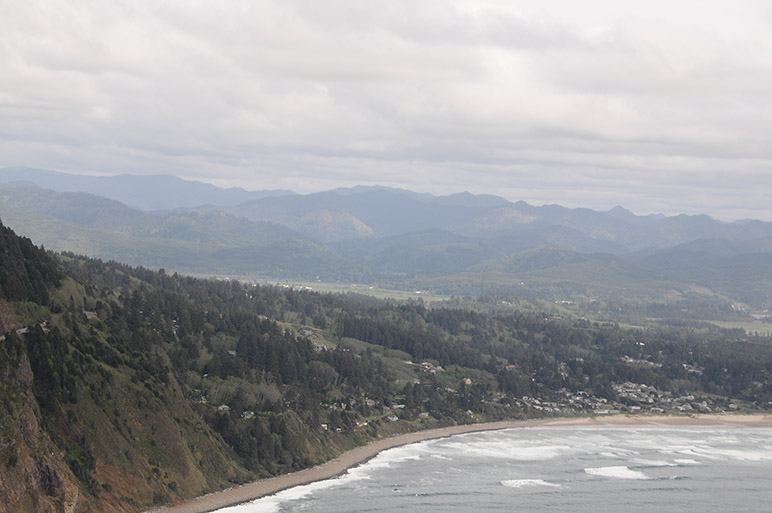 2010.04.30_-_RV-8_-_Trip_To_Vernonia,_RV_Checkout_Day_2_-_Session_2,_Flight_To_Oregon_Coast_(14).jpg
