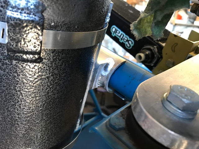 OilTankMountKeelTube.jpeg.JPG
