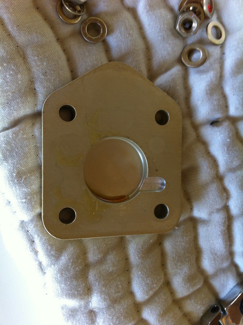 Prop_Gov_Pad_cover_-_Path_for_oil_to_flow_-_email_ver.jpg