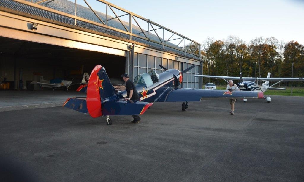 Yak-50 SP-YEH Як-50 - EBCF - 14oct17 - Julien Devester (53).JPG